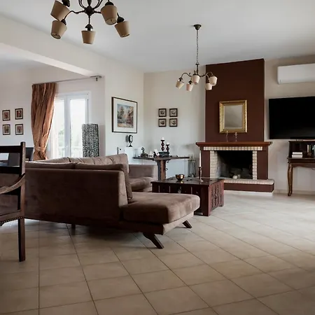 Discover Evia Villa