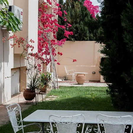 Discover Evia Villa Aliveri